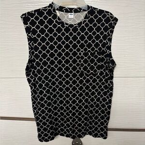 NWOT Old Navy Black & White Sleeveless Top Small